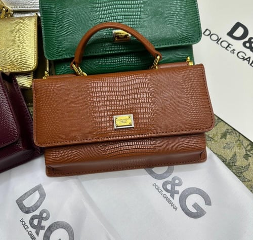 دلوتشي اند قابانا