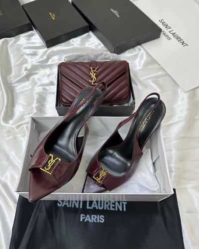 طقم سان لوران