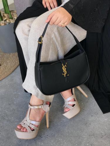 طقم اف سان لوران