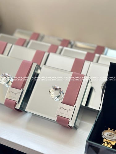 بوكس مجوهرات كريستال مع الاسم