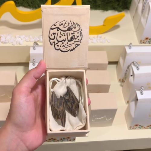 بوكس قطيفة بتعبئة كسرت عود فيتنامي أو تايقر