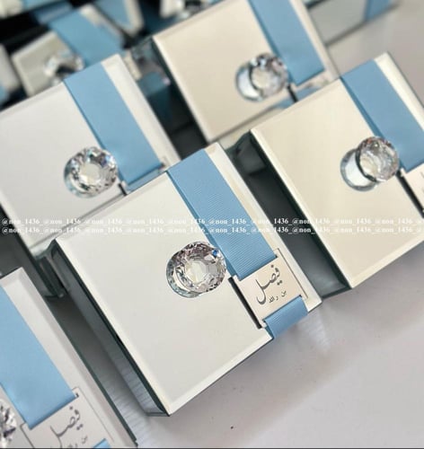 بوكس مجوهرات كريستال مع الاسم