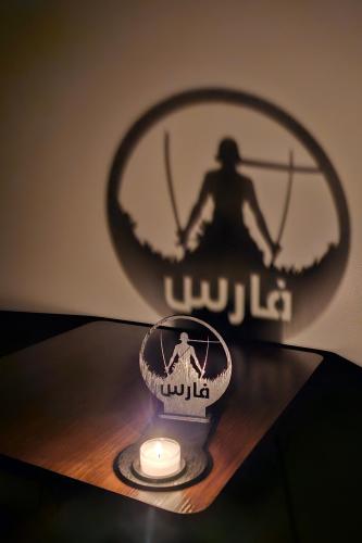 حامل شمعة بتصميم خاص