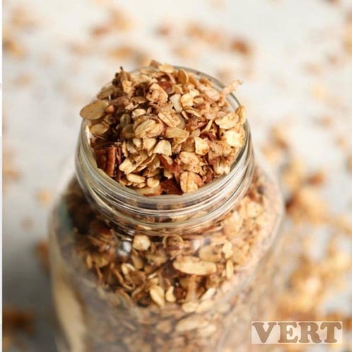 جرانولا بالزبيب - Granola With Raisin