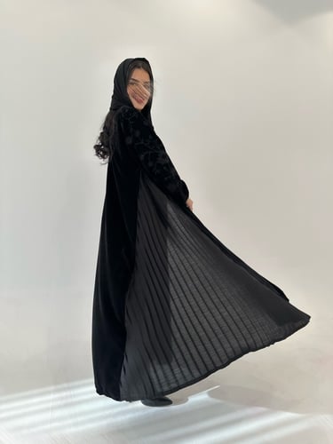 عبايه شتوية S.87