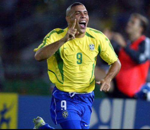 تيشيرت منتخب البرازيل 2002