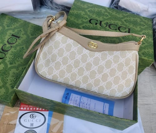 حقيبة كتف صغيرة من غوتشي أوفيديا