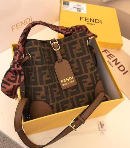 شنطه فيندي دلو