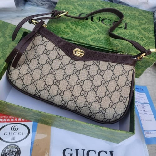 حقيبة كتف صغيرة من غوتشي أوفيديا