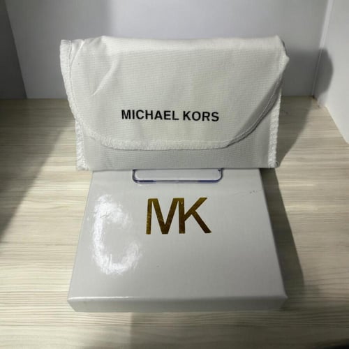 محفظه بطاقات من براند مايكل كورس