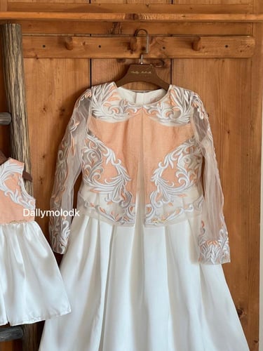 فستان من 10 سنوات الى 14 سنة