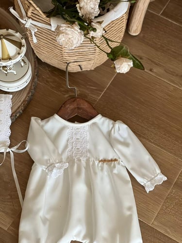 افرول مع القبعة الفرنسية