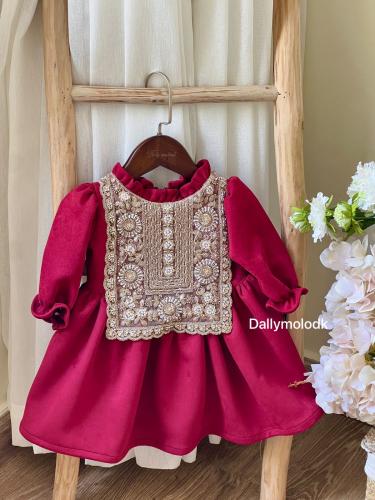 فستان من 3 شهور - 6 شهور