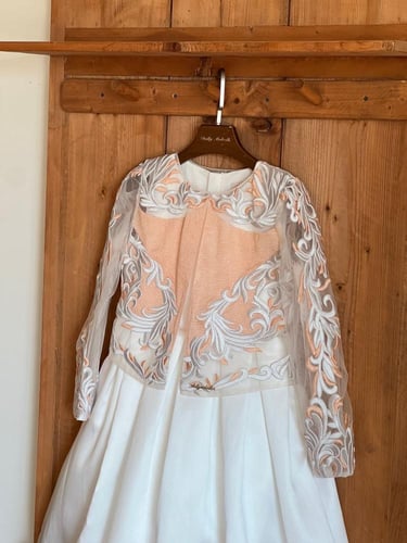 فستان من 10 سنوات الى 14 سنة