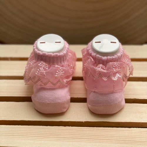 جورب مواليد 0 - 3 شهور