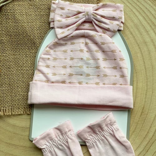 طقم قبعة، قفاز، شراب