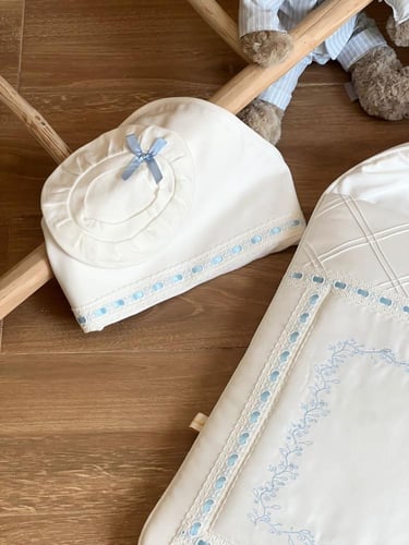 مدس مع اللفه والقبعه الدائريه