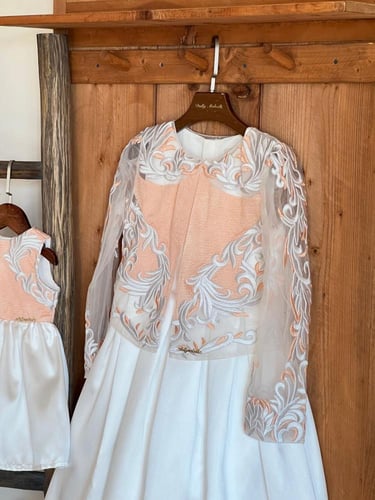 فستان من 10 سنوات الى 14 سنة