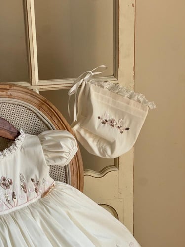 فستان شك يدوي مع القبعة الفرنسية 0-3 الى 1