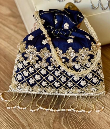 شنطة خرز