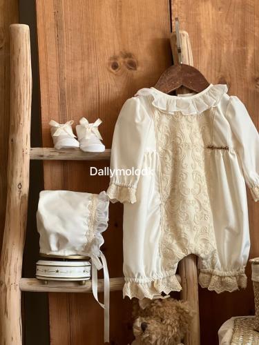 افرول محايد مع القبعة بيج 0-3 بدون الشراب