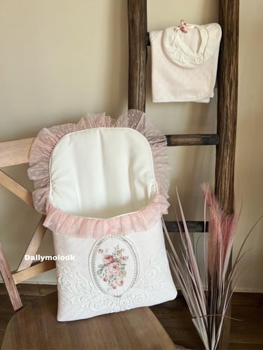 مدس بناتي مع اللفه والقبعه الدائريه