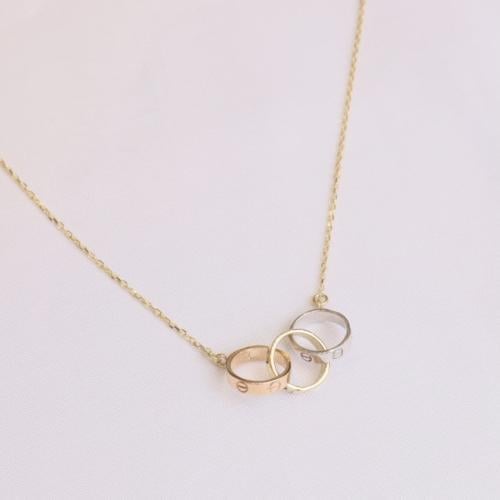 18 karat necklace