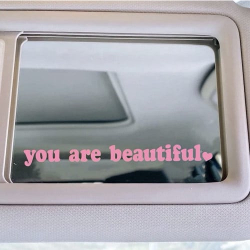 ستيكر ( أنتِ جميلة )