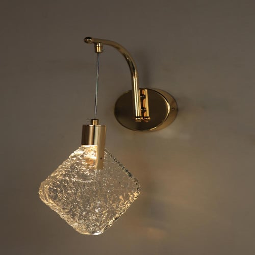 ابليك جداري حصري بثلاث اضاءة