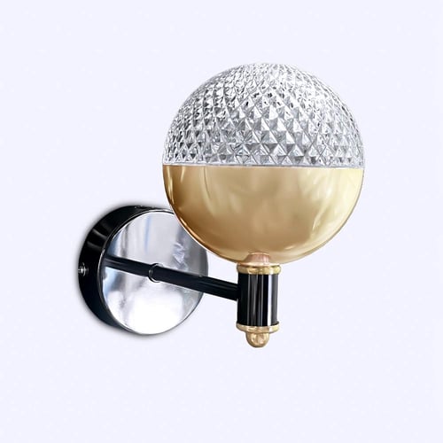 اضاءة جداري عصري مع ذهبي وأسود.