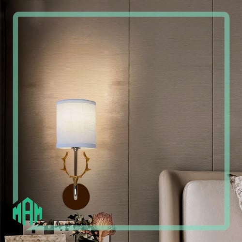 مصباح جداري ذهبي الغزال