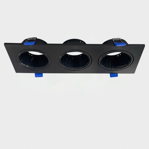 30 حبه سبوت لايت ثلاثي أسود ضمان 10 سنوات