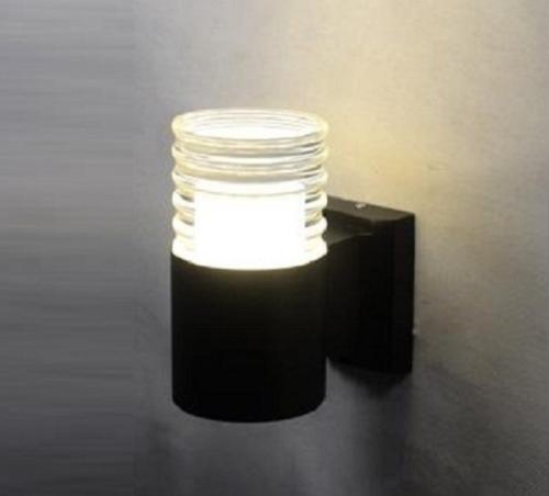 اضاءة جدارية خارجية واجهة المنزل فردية