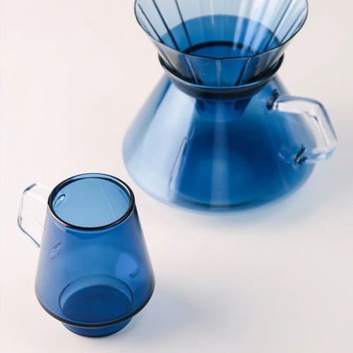 كوب زجاجي بمقبض شفاف 210مل بعده الوان