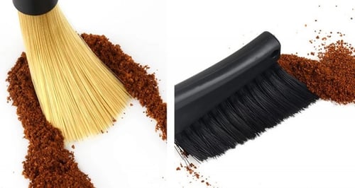 مكنسة لبار القهوة برأسين يدوية بعدة ألوان