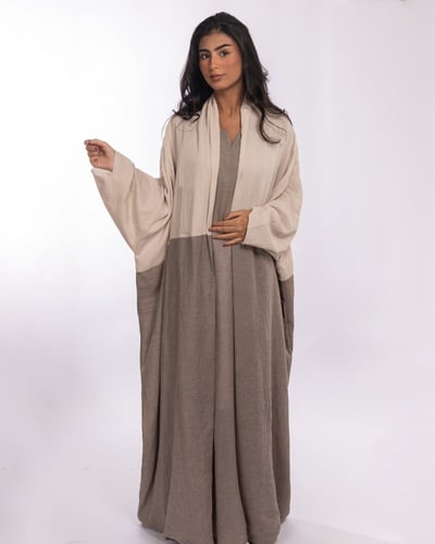 عباية لف مستوحى من الكيمونو الياباني ‎ناعمة وخفيفة...