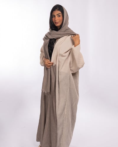 عباية لف مستوحى من الكيمونو الياباني ‎ناعمة وخفيفة...