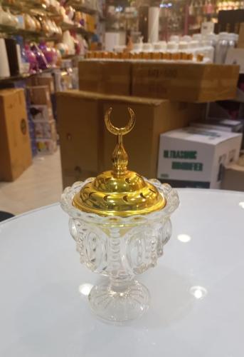 مبخره بشكل مختلف بلون فضي