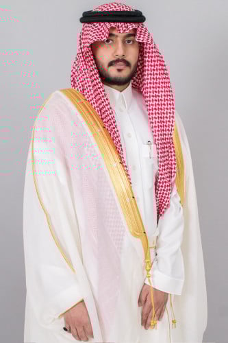 بشت ملكي ابيض