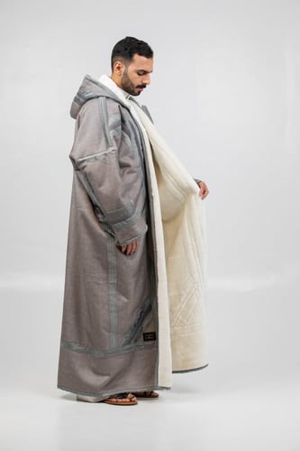 فروة مجدول رصاصي