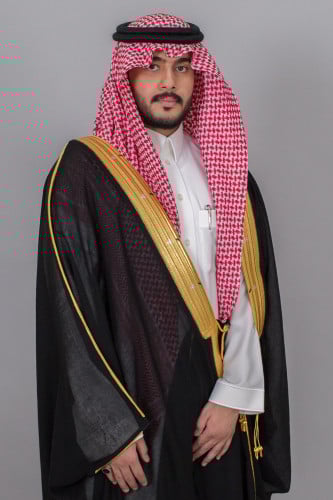 بشت ملكي اسود