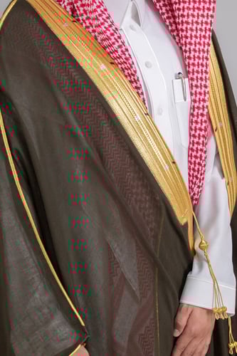 بشت ملكي زيتي