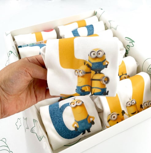 بوكس الاشهر ثيم المنيونز - Minions Set of 12