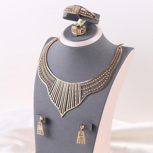 طقم عيار 21