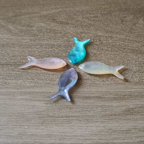 عقد سمكة صدفية