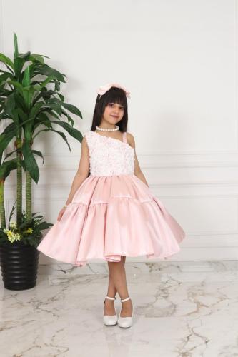 فستان ورد + اكسسوار شعر