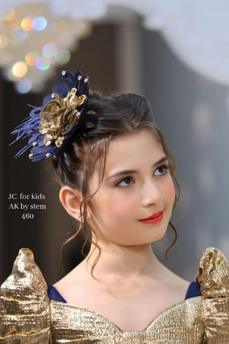 فستان كحلي وذهبي + اكسسوار شعر + شنطه