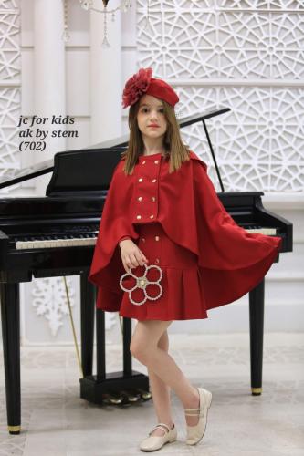 فستان احمر مزين بأزرار+اكسسوار شعر + شنطه