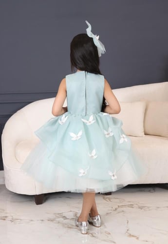 فستان الفراشه + اكسسوار شعر