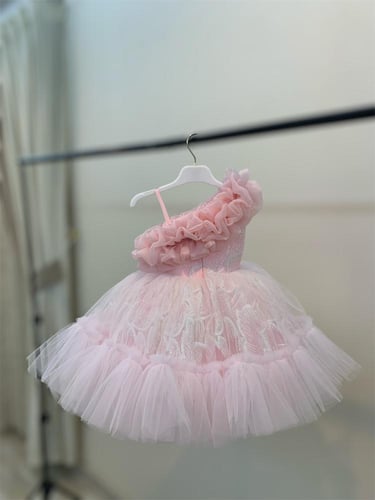 فستان باربي تل+ اكسسوار شعر